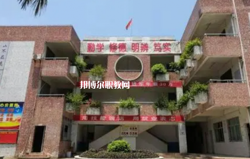 佛山騰飛技工學校2022年報名條件、招生要求、招生對象