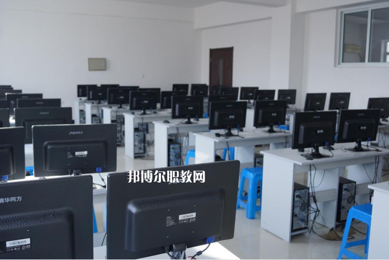 石家莊萬搏中等專業(yè)學(xué)校2022年報名條件、招生要求、招生對象