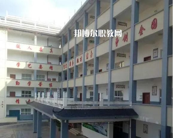 榕江縣中等職業(yè)學(xué)校2022年報(bào)名條件、招生要求、招生對(duì)象