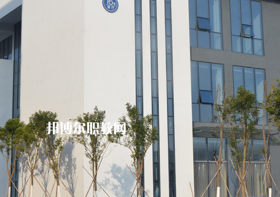 江蘇東臺(tái)中等專(zhuān)業(yè)學(xué)校2022年報(bào)名條件、招生要求、招生對(duì)象