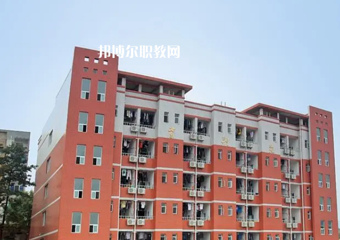 四川瀘縣建筑職業(yè)中專學校2022年報名條件、招生要求、招生對象