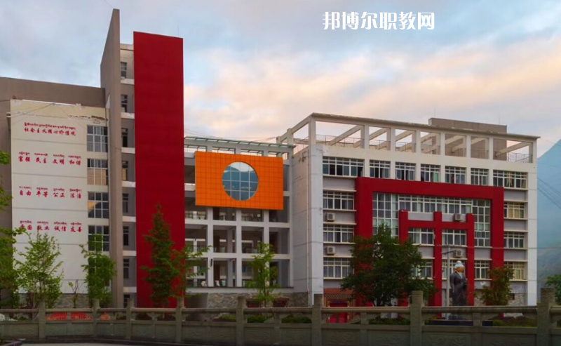 甘孜州職業(yè)技術(shù)學(xué)校2022年報(bào)名條件、招生要求、招生對(duì)象
