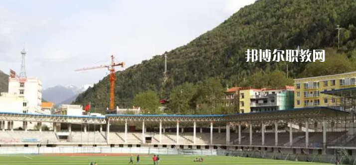 馬爾康民族師范學(xué)校2022年報(bào)名條件、招生要求、招生對(duì)象