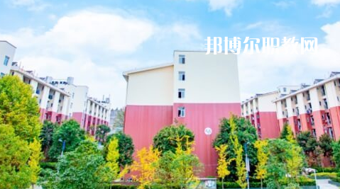 黔東南中等職業(yè)技術(shù)學(xué)校2022年學(xué)費(fèi)、收費(fèi)多少
