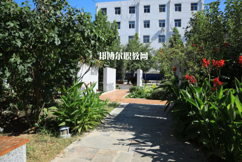 保定市第二職業(yè)中學(xué)2022年學(xué)費(fèi)、收費(fèi)多少
