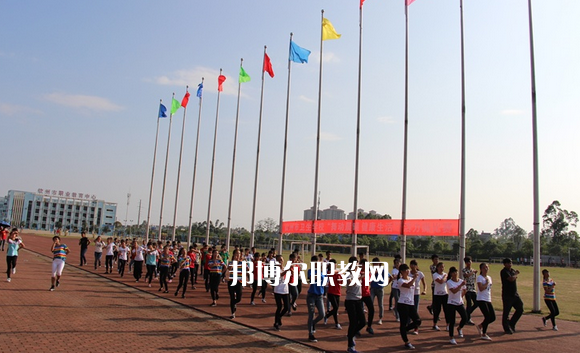 生學(xué)校2022年報名條件、招生要求、招生對象