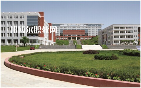 滄州工貿(mào)學(xué)校2022年學(xué)費、收費多少