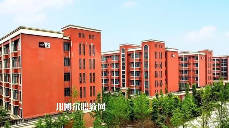 樂山醫(yī)藥科技學(xué)校2022年報(bào)名條件、招生要求、招生對(duì)象