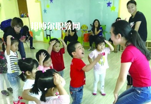 河北省青縣幼兒師范學(xué)校2022年報名條件、招生要求、招生對象