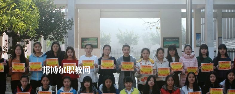 梅州藝術學校2022年報名條件、招生要求、招生對象