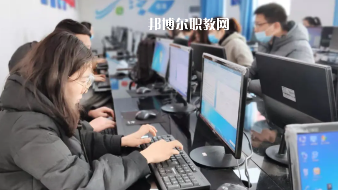 合肥中科信息工程技工學校2022年報名條件、招生要求、招生對象
