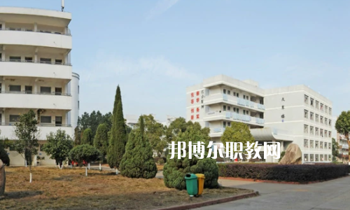牟定縣職業(yè)高級(jí)中學(xué)2022年學(xué)費(fèi)、收費(fèi)多少