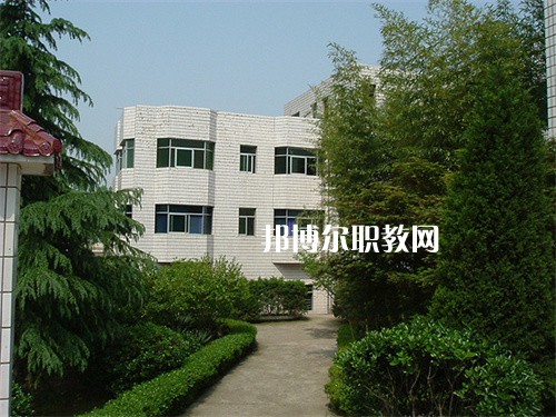 曲靖陸良縣職業(yè)技術(shù)學(xué)校2022年學(xué)費、收費多少