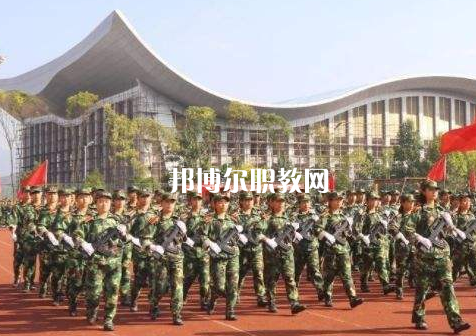 黔東南州國防學(xué)校2022年報(bào)名條件、招生要求、招生對象