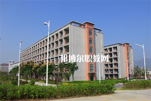 昆明晉寧區(qū)職業(yè)高級中學(xué)2022年學(xué)費、收費多少