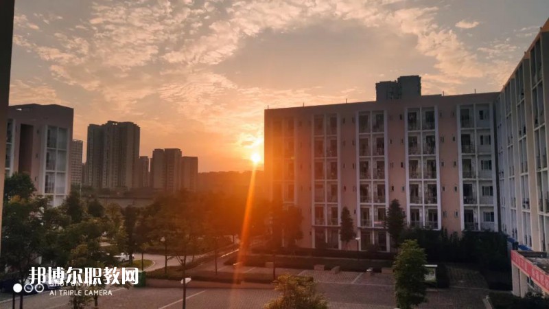 眉山信息工程中等職業(yè)技術(shù)學(xué)校2022年報(bào)名條件、招生要求、招生對(duì)象