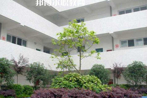 內(nèi)江市川威技工學(xué)校怎么樣、好不好