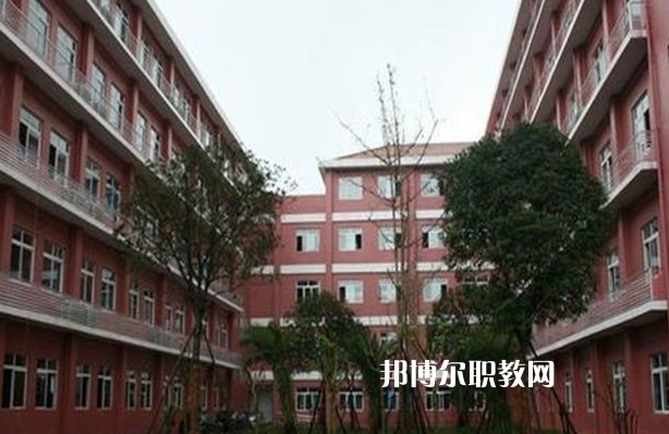 瀘州市江陽職業(yè)高中學(xué)校2022年學(xué)費、收費多少