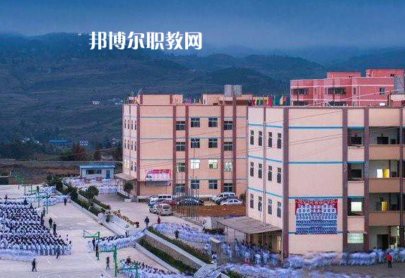 畢節(jié)工業(yè)學(xué)校2022年報(bào)名條件、招生要求、招生對(duì)象