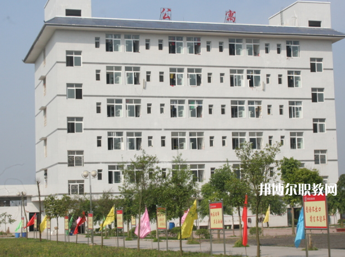 廣安武勝嘉陵職業(yè)技術(shù)學(xué)校2022年報(bào)名條件、招生要求、招生對(duì)象