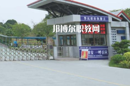 東莞汽車技術(shù)學(xué)校2022年報名條件、招生要求、招生對象 