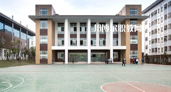 四川屏山職業(yè)技術(shù)學校2022年報名條件、招生要求、招生對象