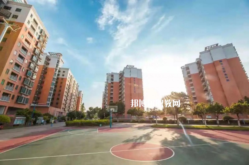 東莞南博職業(yè)技術(shù)學(xué)校2022年學(xué)費、收費多少