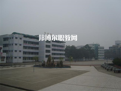 四川長寧職業(yè)技術學校2022年報名條件、招生要求、招生對象