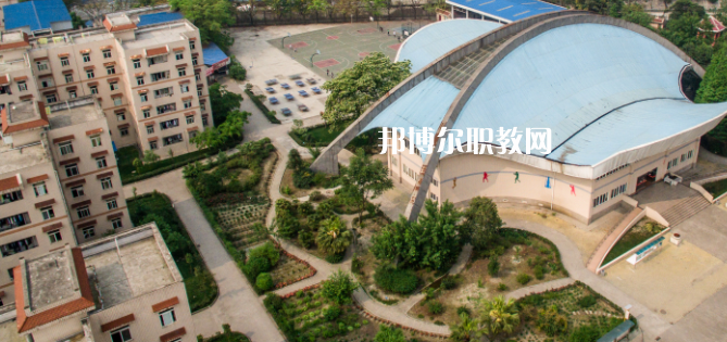 成都中醫(yī)藥大學附屬醫(yī)院針灸學校怎么樣、好不好