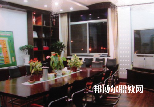揚(yáng)州文化藝術(shù)學(xué)校2022年報(bào)名條件、招生要求、招生對象