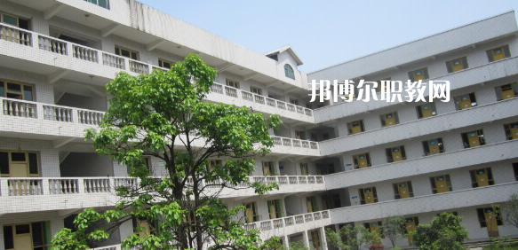 夾江縣云吟職業(yè)中學(xué)校2022年有哪些專(zhuān)業(yè)