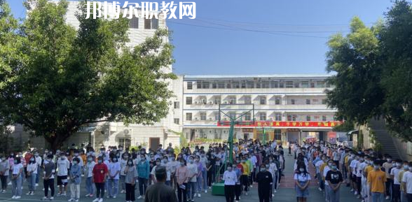 攀枝花商貿(mào)電子職業(yè)技術學校2022年報名條件、招生要求、招生對象