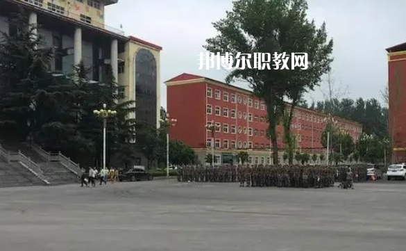 河南工業(yè)和信息化高級技工學校2022年報名條件、招生要求、招生對象