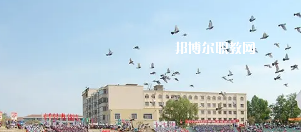 黑龍江省鶴崗衛(wèi)生學(xué)校2022年報(bào)名條件、招生要求、招生對象