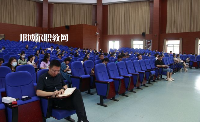 常熟高新園中等專業(yè)學(xué)校2022年學(xué)費、收費多少