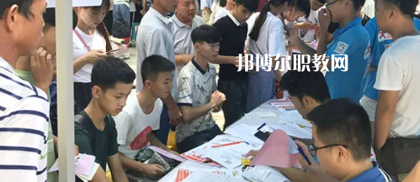 柳州機(jī)電工業(yè)學(xué)校怎么樣、好不好