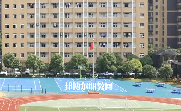 武漢助產(chǎn)學(xué)校2022年報名條件、招生要求、招生對象