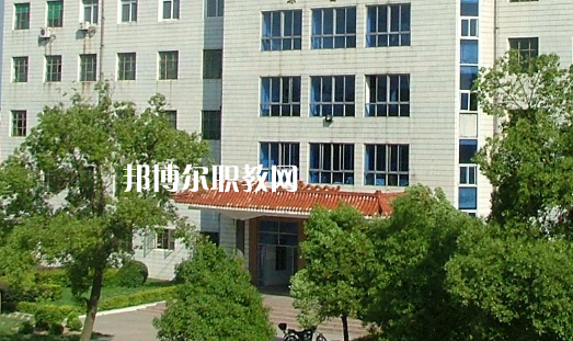 武漢黃陂職業(yè)技術(shù)學(xué)校2022年報(bào)名條件、招生要求、招生對象