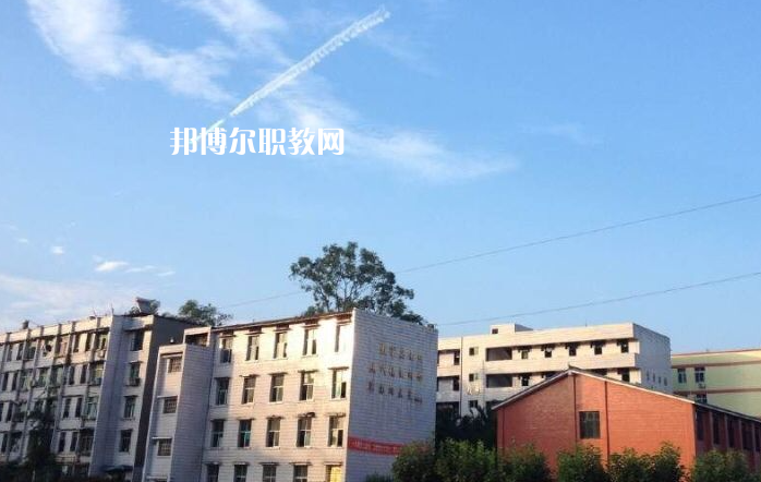宜賓敘州區(qū)柳嘉職業(yè)技術(shù)學(xué)校2022年怎么樣、好不好