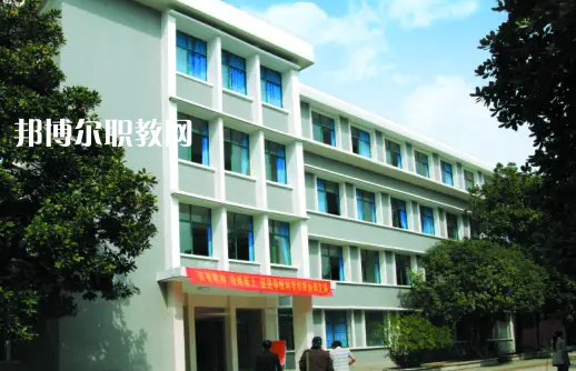 黃石藝術(shù)學(xué)校2022年報名條件、招生要求、招生對象