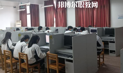 武漢建設(shè)學(xué)校2022年報(bào)名條件、招生要求、招生對(duì)象