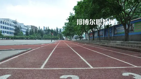 四川榮縣職業(yè)高級中學校2022年怎么樣、好不好