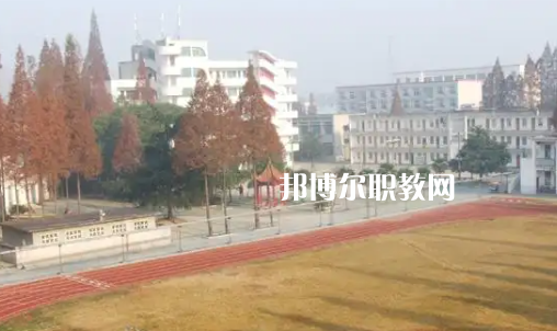 江漢油田職業(yè)技術學校2022年網站網址