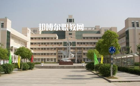 荊州職業(yè)教育中心2022年報名條件、招生要求、招生對象