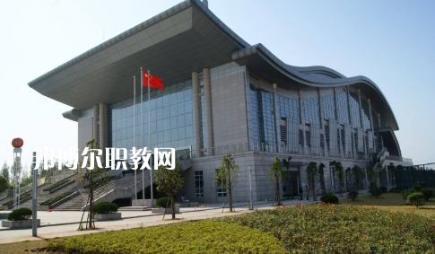 武漢體育運(yùn)動(dòng)學(xué)校2022年報(bào)名條件、招生要求、招生對(duì)象