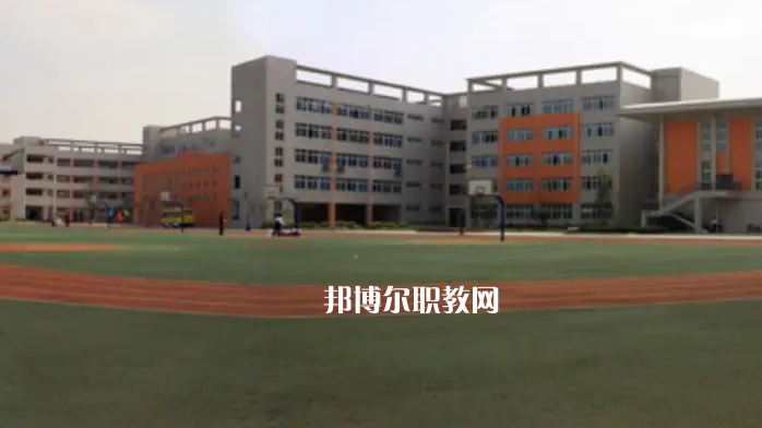 成都禮儀職業(yè)中學(xué)2022年怎么樣、好不好