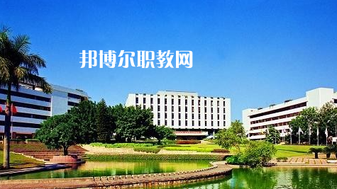 武漢園林技工學(xué)校2022年報(bào)名條件、招生要求、招生對象
