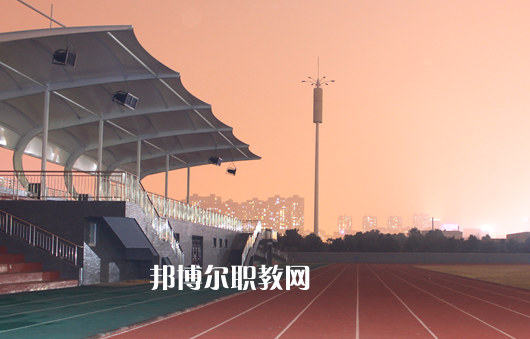 武漢交通學(xué)校2022年報(bào)名條件、招生要求、招生對象