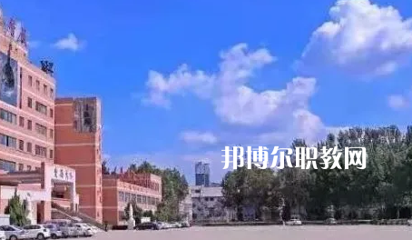 珠海衛(wèi)生學(xué)校2022年報(bào)名條件、招生要求、招生對象