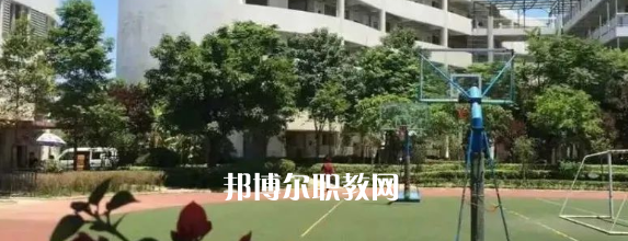 廣州白云工商技師學院怎么樣、好不好